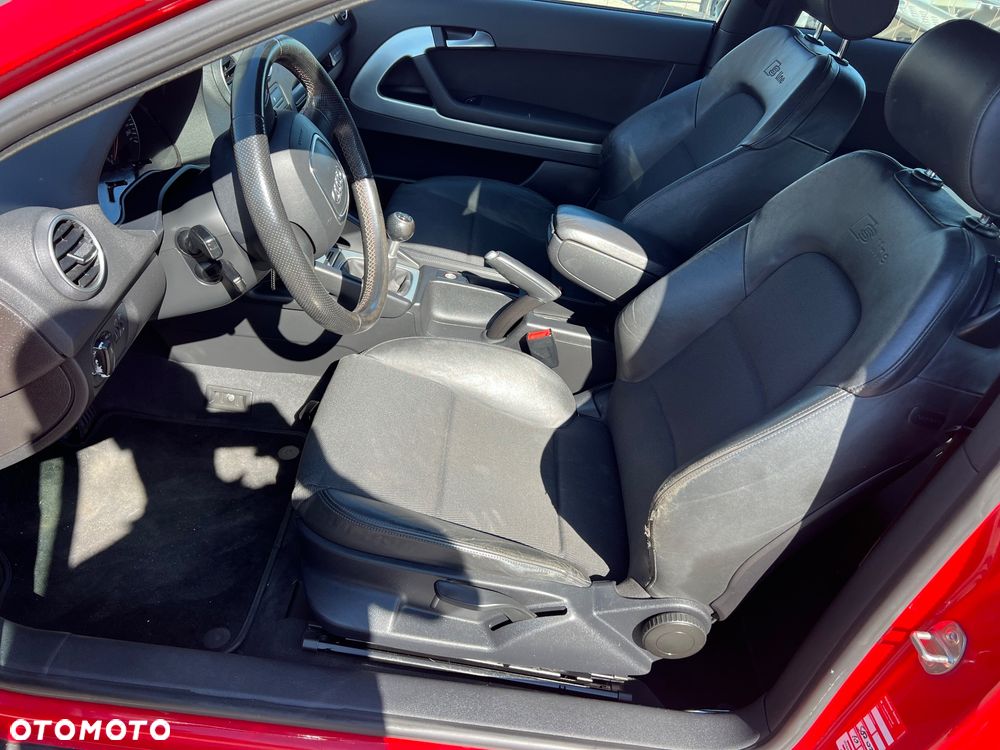 Audi A3 3-drzwiowe 2.0 TFSI quattro Ambition - 7