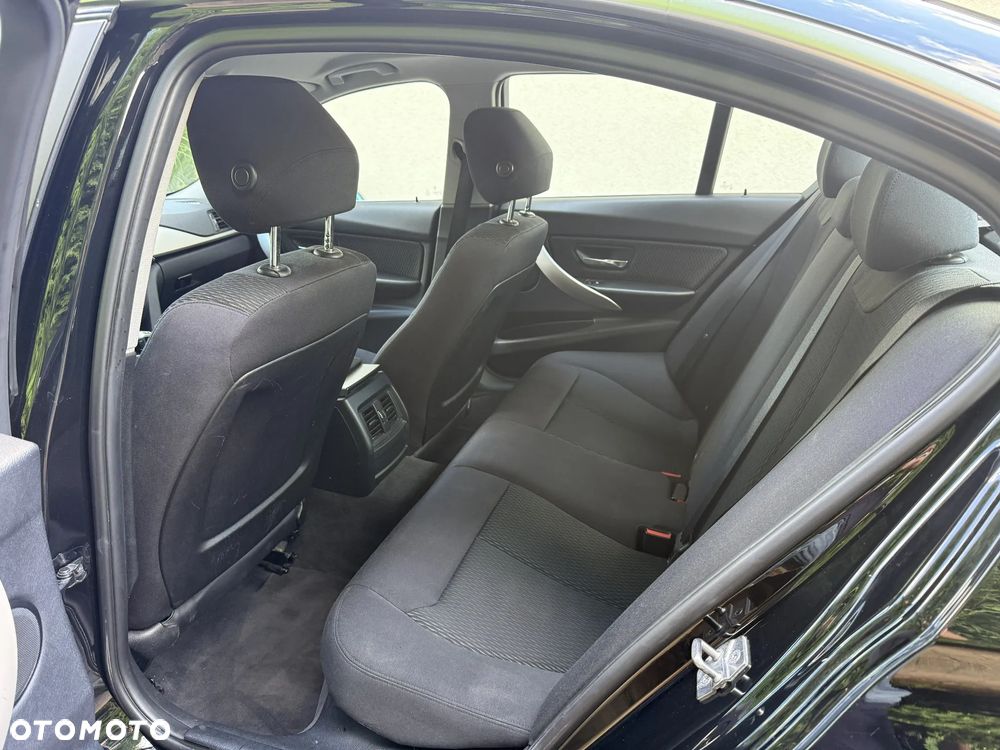 BMW Seria 3 320d Eff.Dynamics Advantage - 5