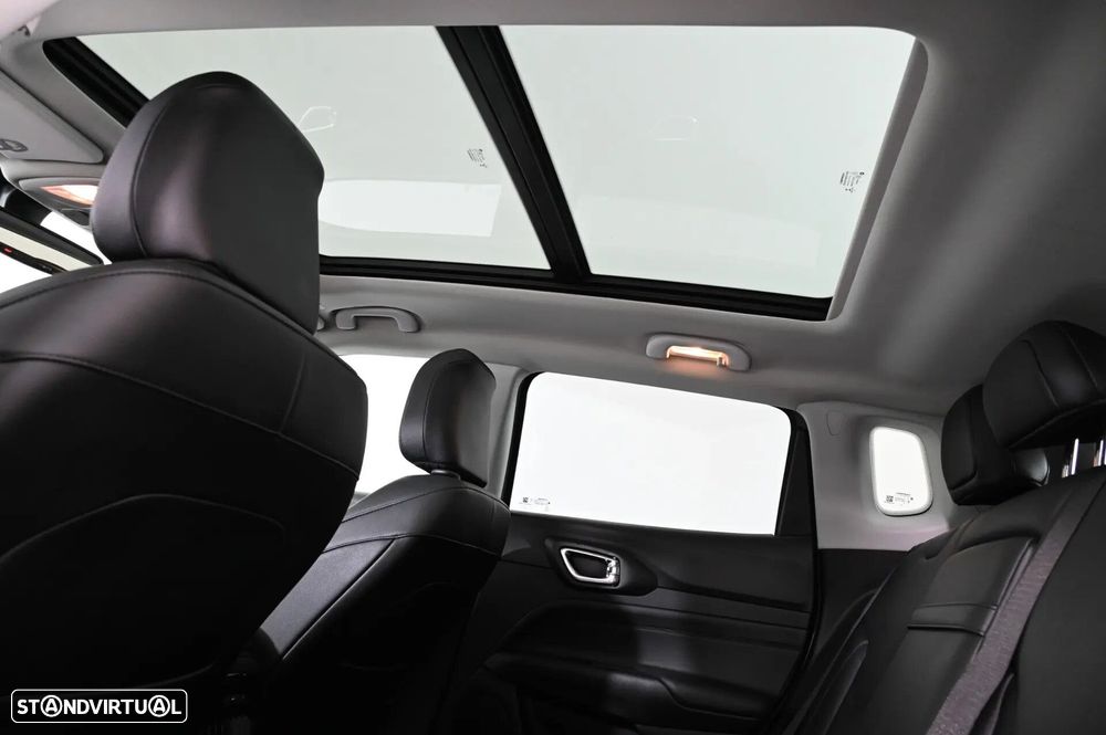 Jeep Compass 1.3 TG Trailhawk - 32