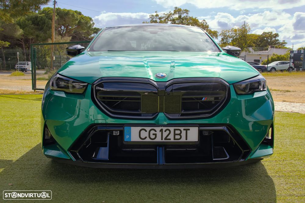 BMW M5 xDrive - 8