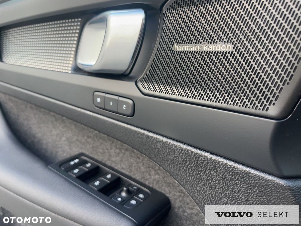 Volvo XC 40 - 23
