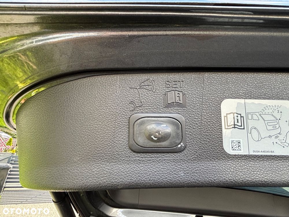 Ford Kuga 2.0 TDCi AWD ST-Line Black - 24