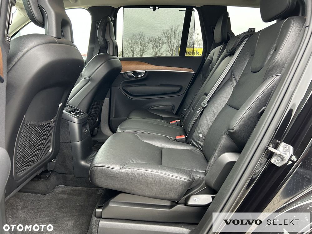 Volvo XC 90 - 31