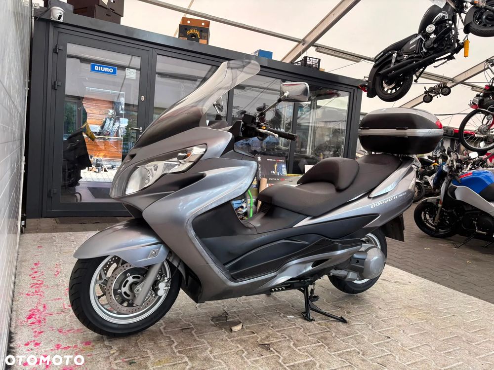 Suzuki Burgman - 12