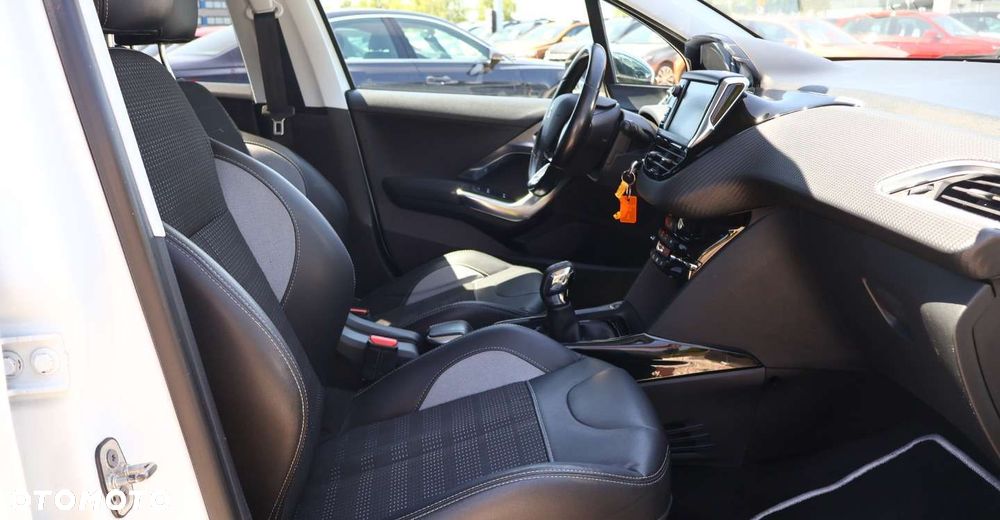 Peugeot 2008 - 17