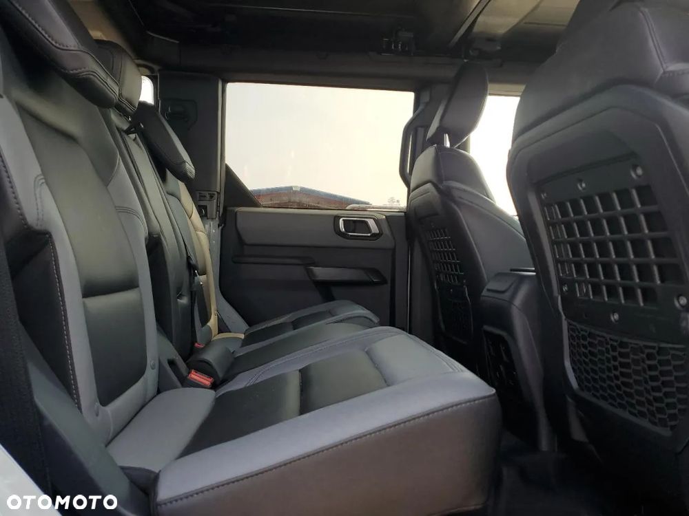 Ford Bronco 2.7 EcoBoost 4WD Outer Banks - 11