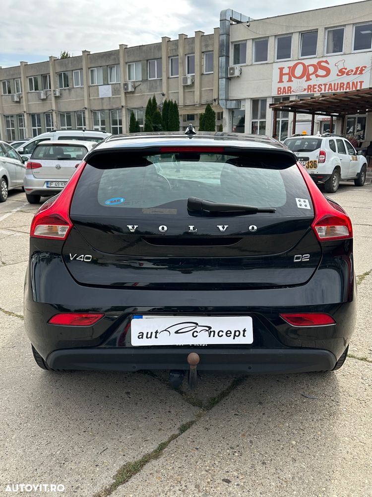 Volvo V40 D2 Aut. Summum - 4