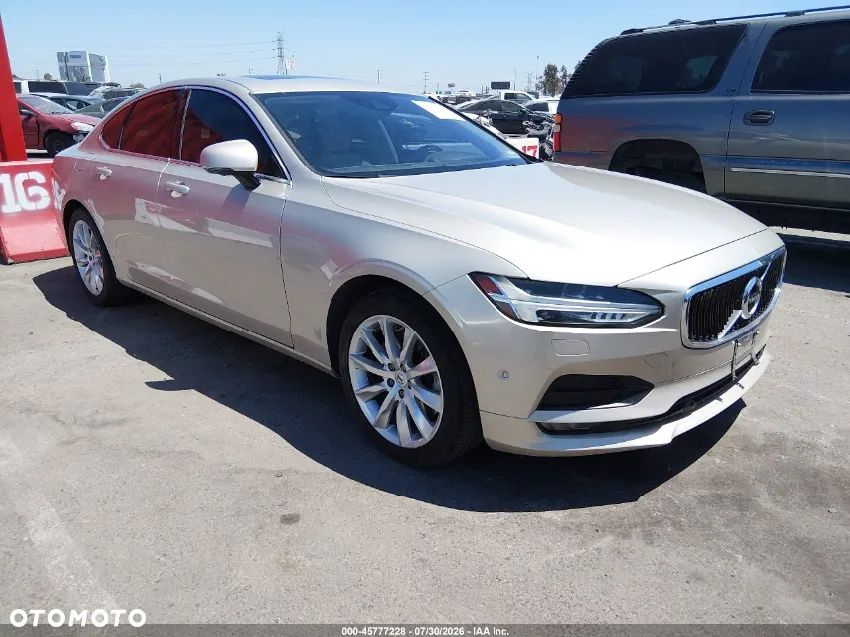 Volvo S90 T6 AWD Momentum - 2