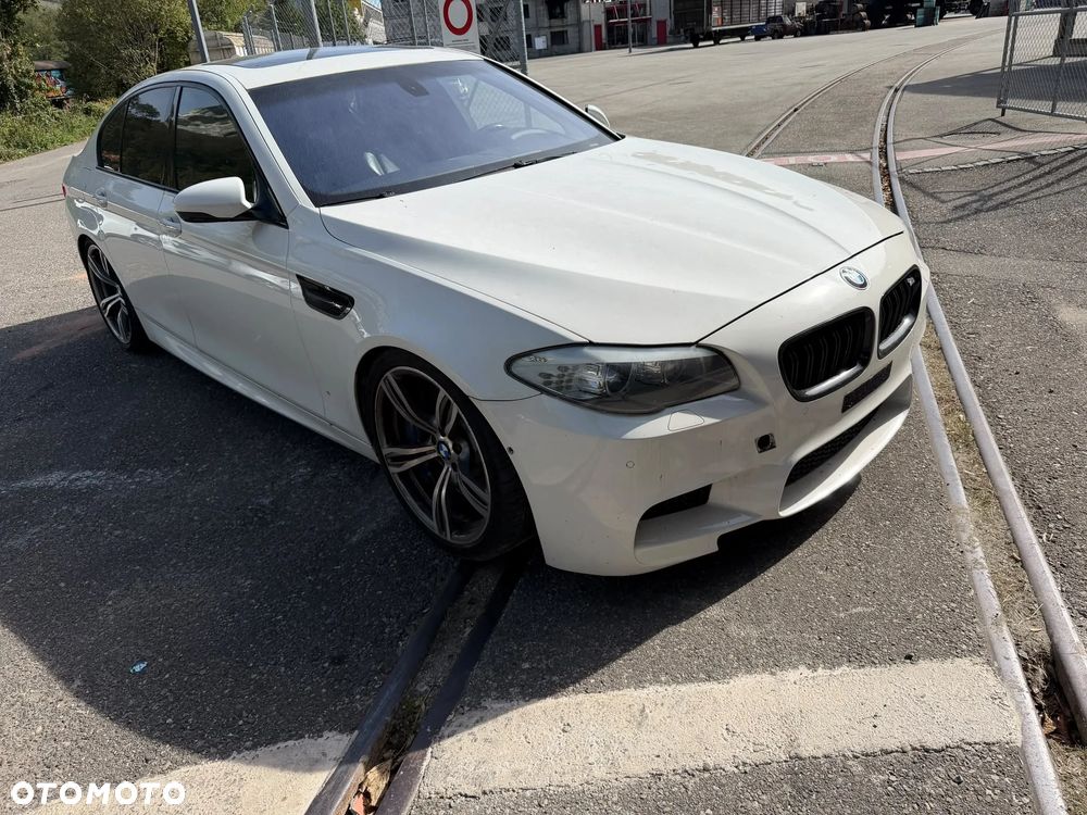 BMW M5 DKG - 3
