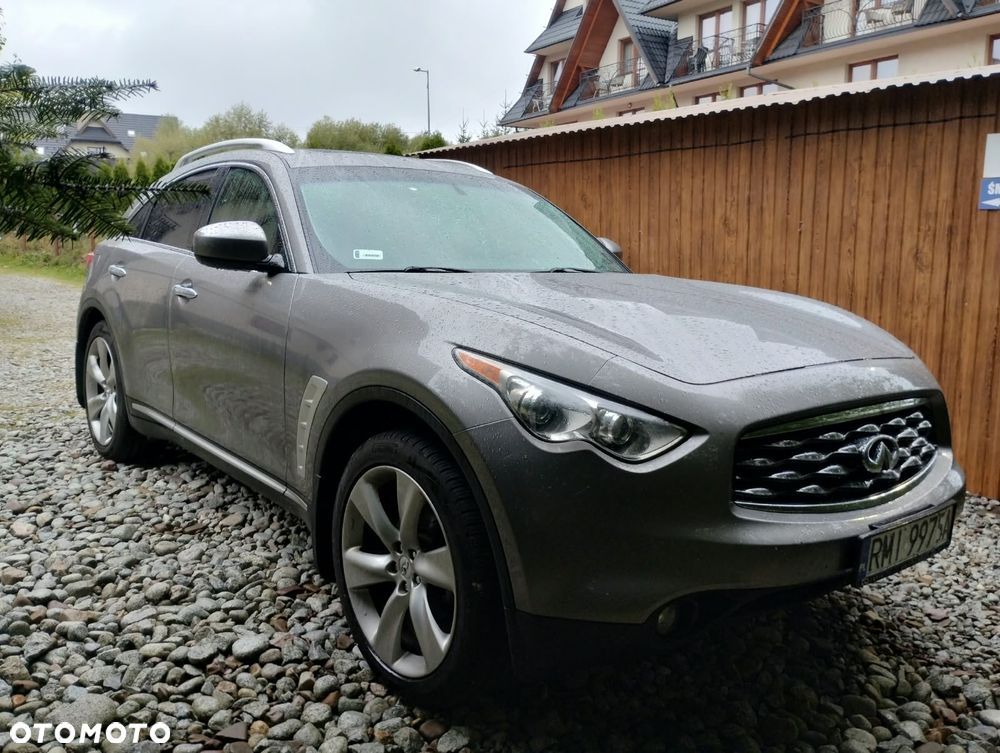 Infiniti FX - 2