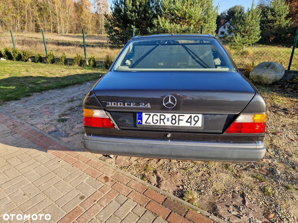 Mercedes-Benz W124 (1984-1993) - 2