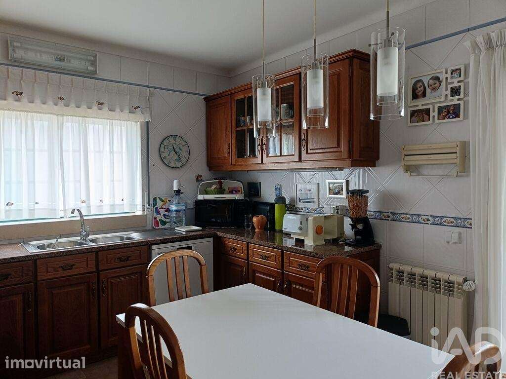 Casa T3 em São Martinho do Porto de 165,00 m2 - Grande imagem: 5/30