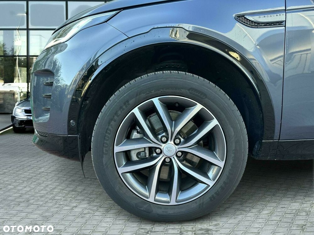 Land Rover Discovery Sport - 8