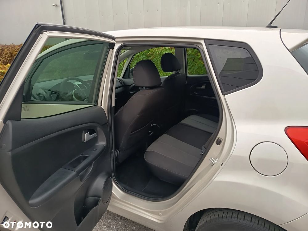 Kia Venga 1.6 CVVT ISG Spirit - 32
