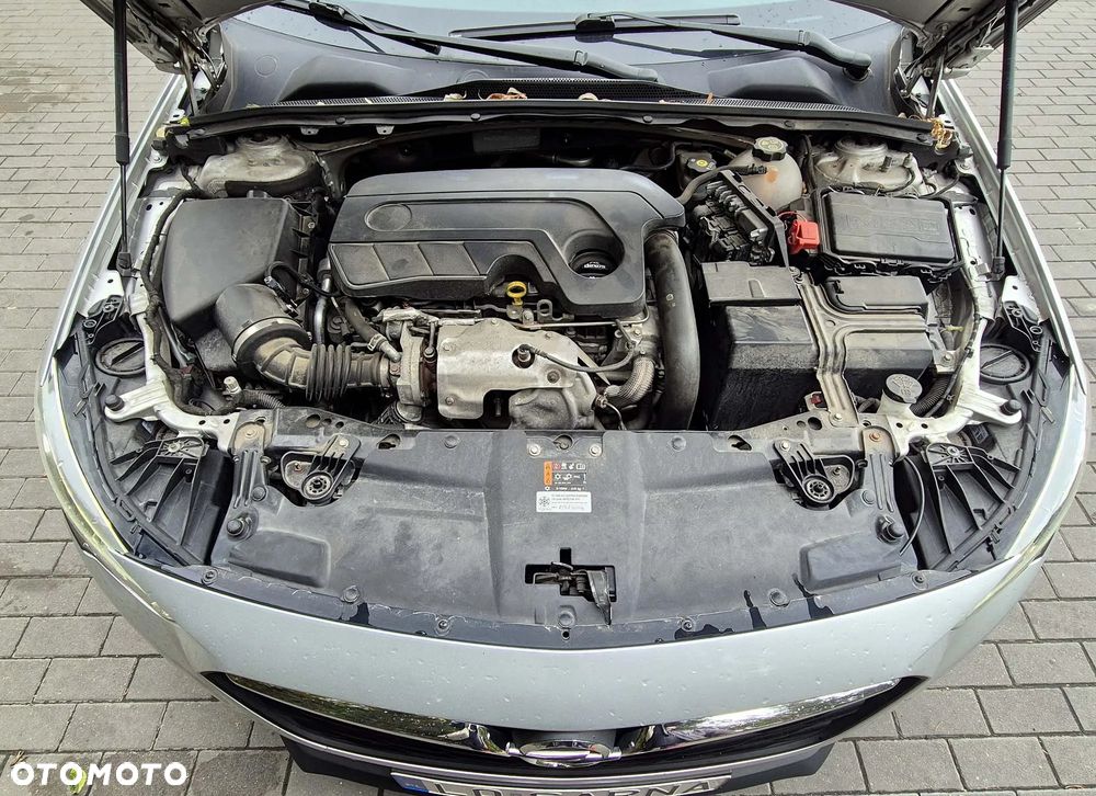 Opel Insignia Sports Tourer 1.6 ECOTEC Diesel Business Edition - 21