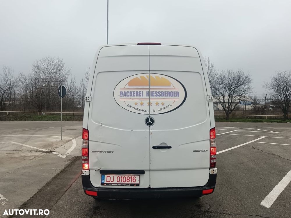Mercedes-Benz Sprinter - 20