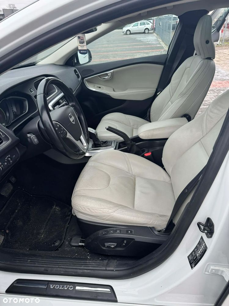 Volvo V40 D3 Ocean Race - 15