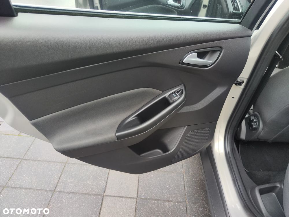 Ford Focus 1.0 EcoBoost Trend Sport ASS - 27