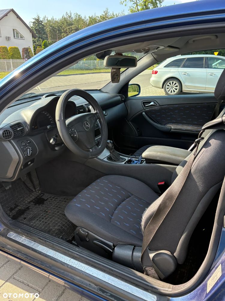 Mercedes-Benz Klasa C 220 CDI - 10