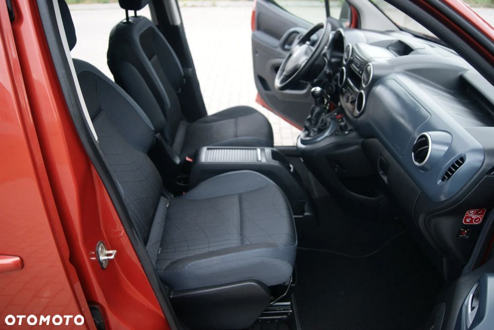 Peugeot Partner 110 Tendance mit Familien-Paket - 25