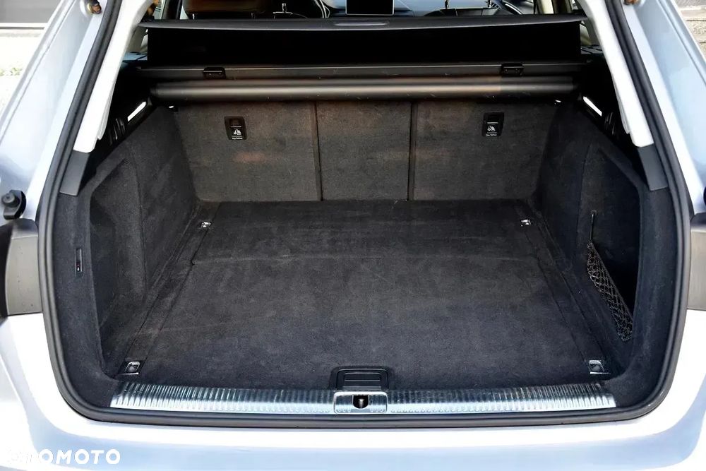Audi A4 Avant 2.0 TDI S tronic - 25