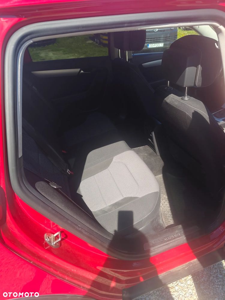 Volkswagen Passat - 5