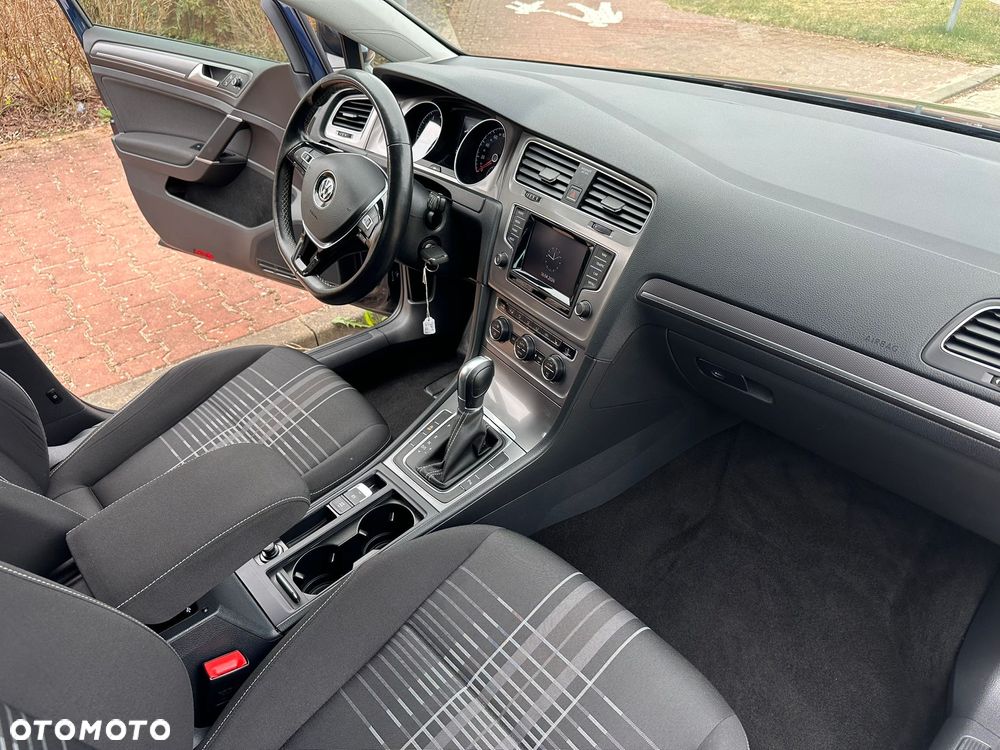 Volkswagen Golf 1.4 TSI BlueMotion Technology DSG Lounge - 15