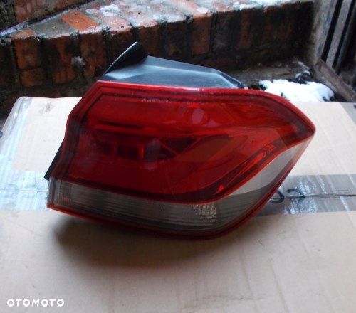 HYUNDAI I30 III HB 17+ PRAWA TYLNA LAMPA LED ORYGINAŁ 92402G4100 - 1