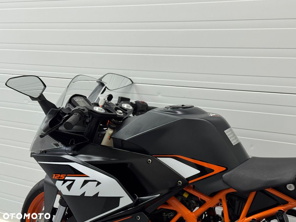 KTM RC 125 - 16