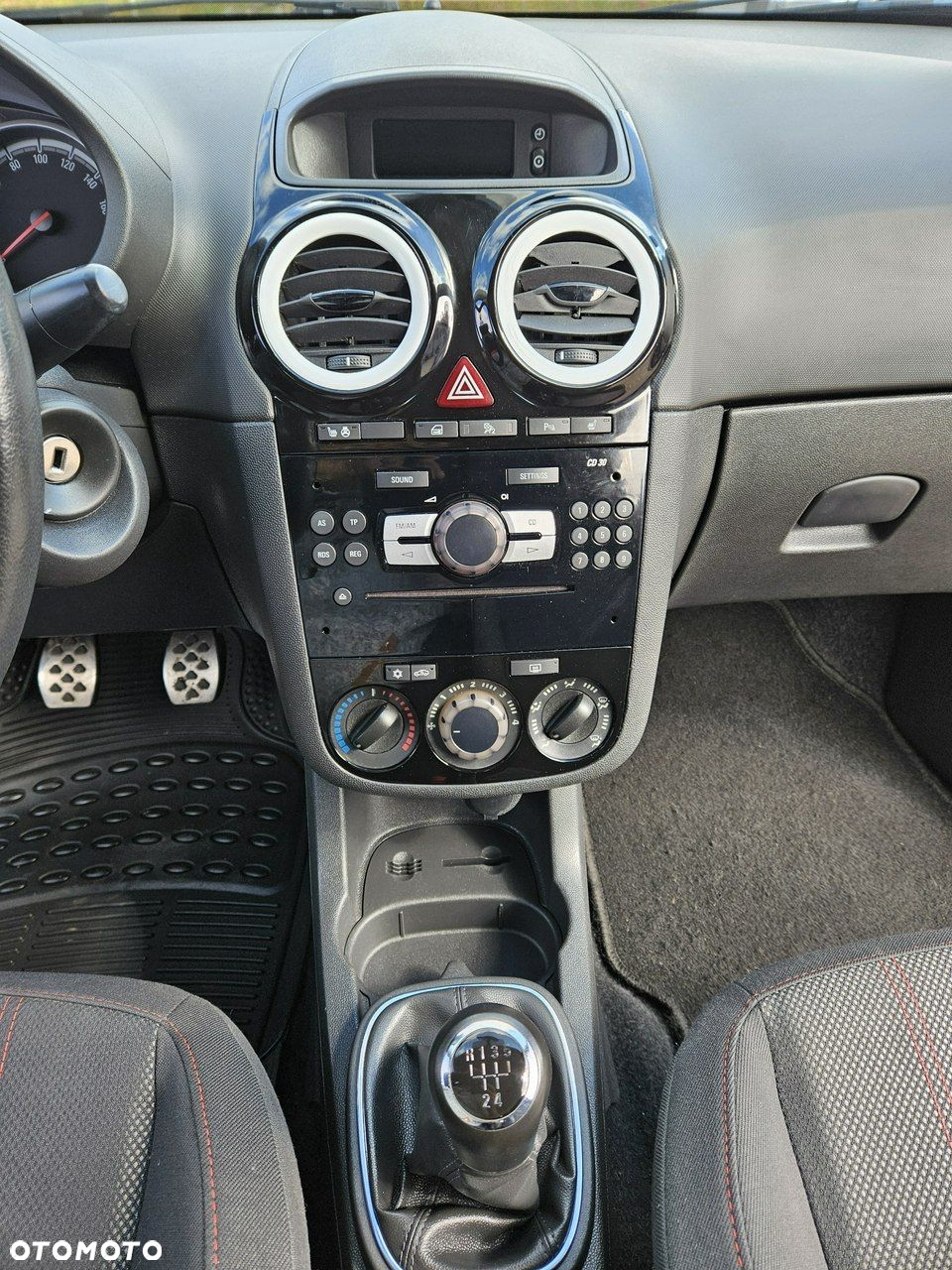 Opel Corsa - 13