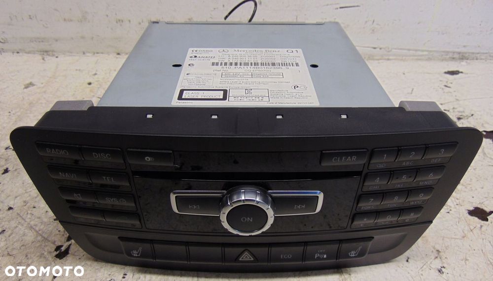 FABRYCZNE RADIO CD MERCEDES B KLASA W246 EUROPA - 1