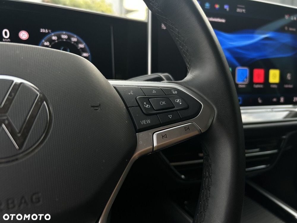 Volkswagen Passat - 29