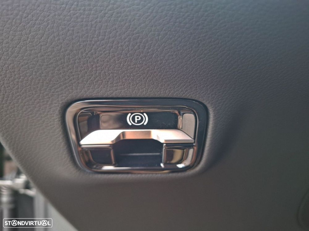 Mercedes-Benz e-220 d - 20