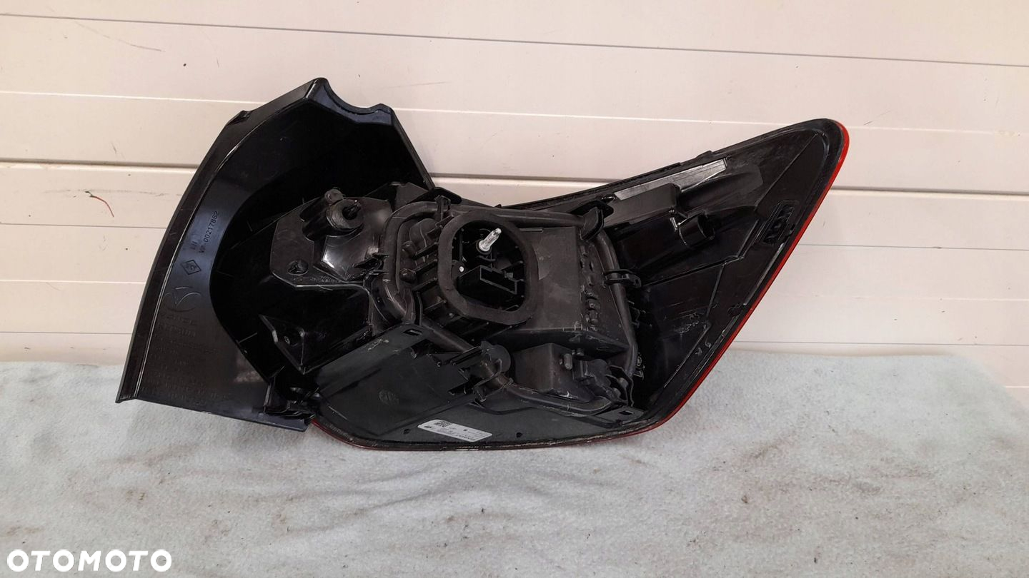 Dacia Sandero III 265558235R Tył strona lewa Lampa tylna - 3