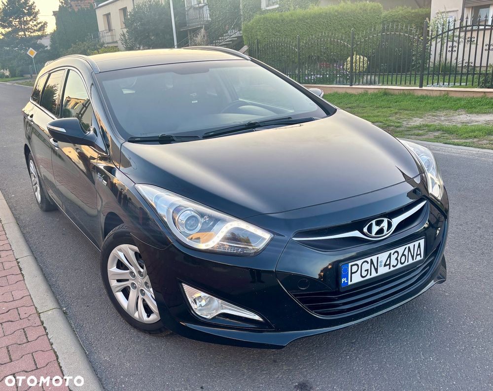 Hyundai i40 Kombi blue 1.7 CRDi Style - 1