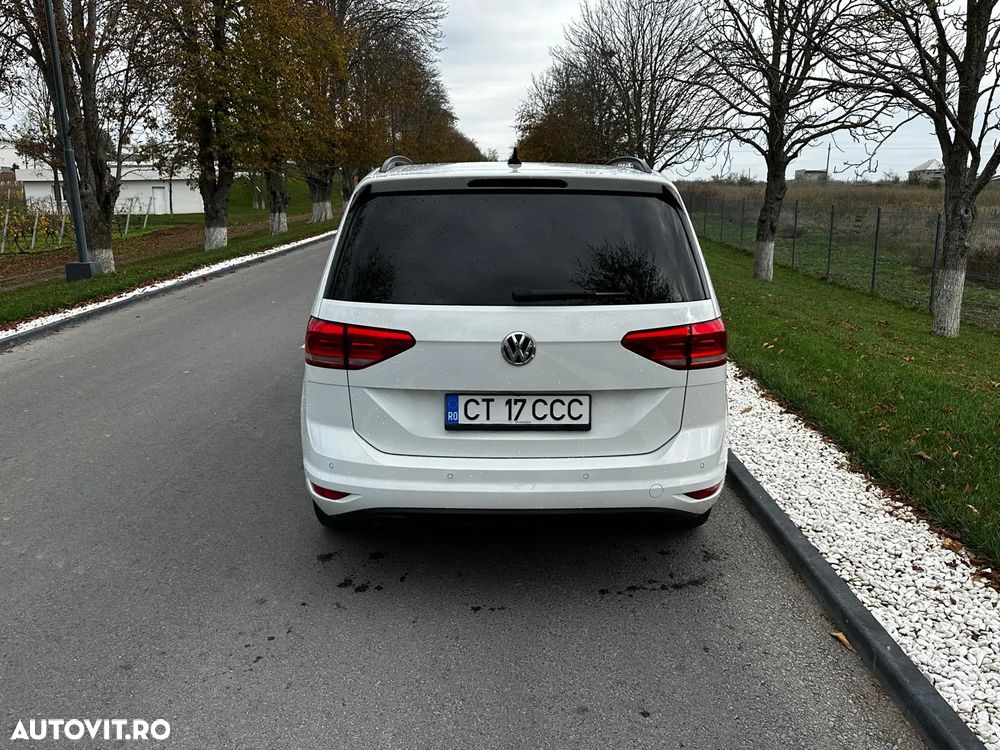 Volkswagen Touran 2.0 TDI Comfortline - 11