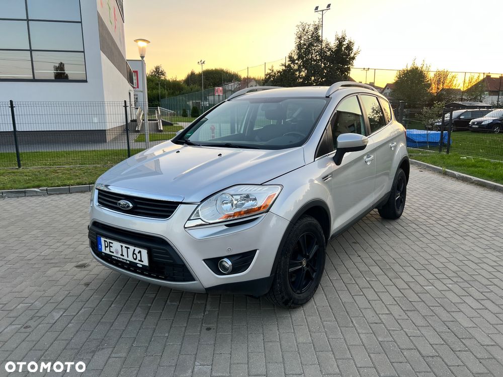 Ford Kuga 2.0 TDCi 2x4 Titanium - 18