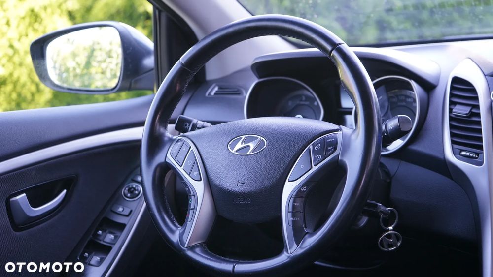 Hyundai i30 1.6 CRDi Style - 32