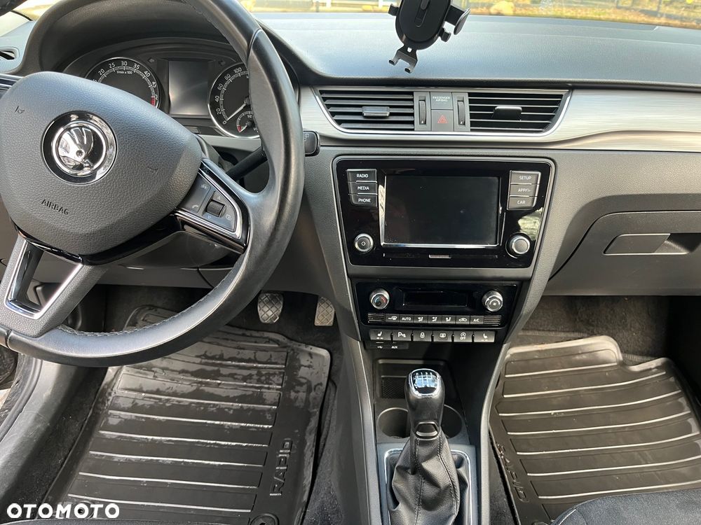 Skoda RAPID 1.6 TDI DPF Ambition - 3
