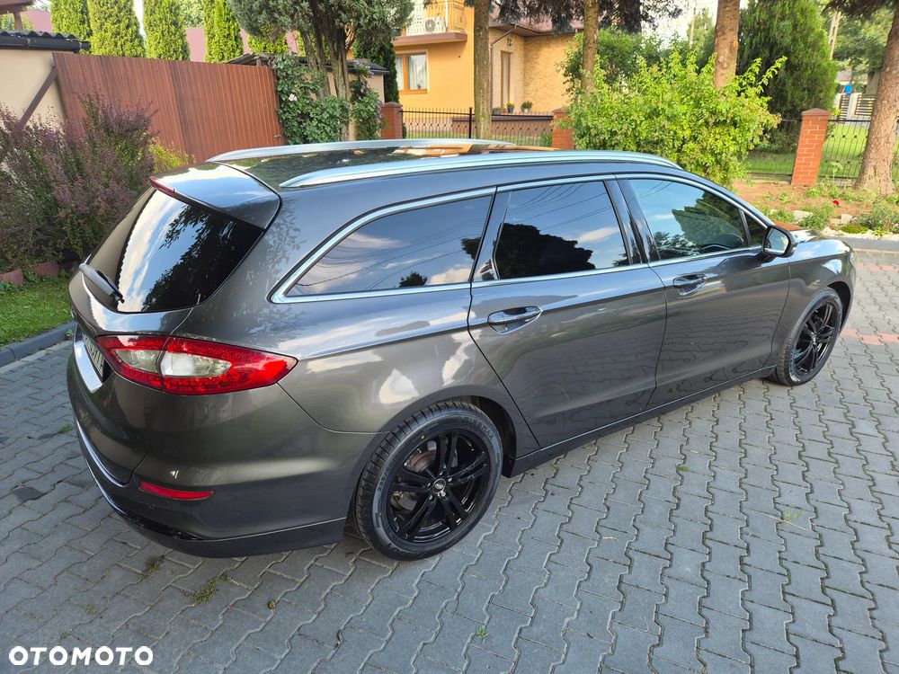Ford Mondeo 2.0 TDCi Titanium PowerShift - 11