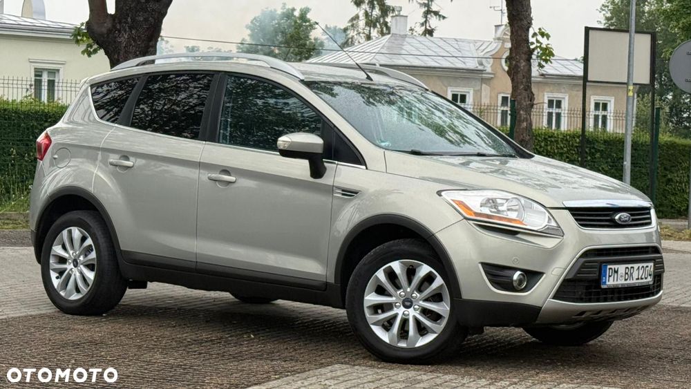 Ford Kuga 2.0 TDCi 4x4 Titanium - 4