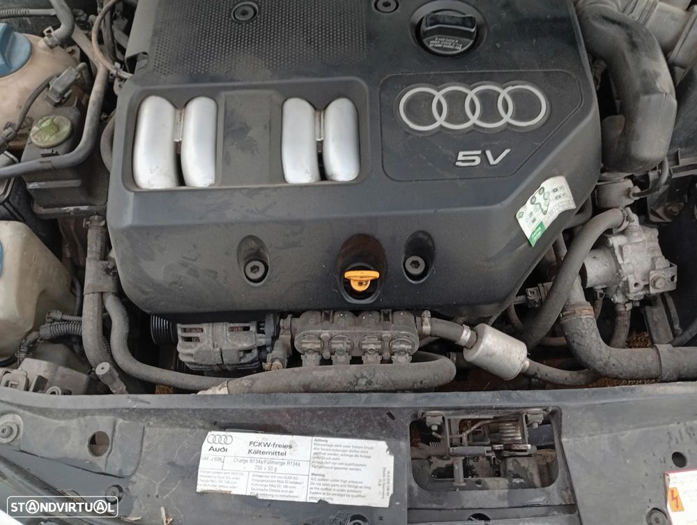 Audi A3 1.8 - 6