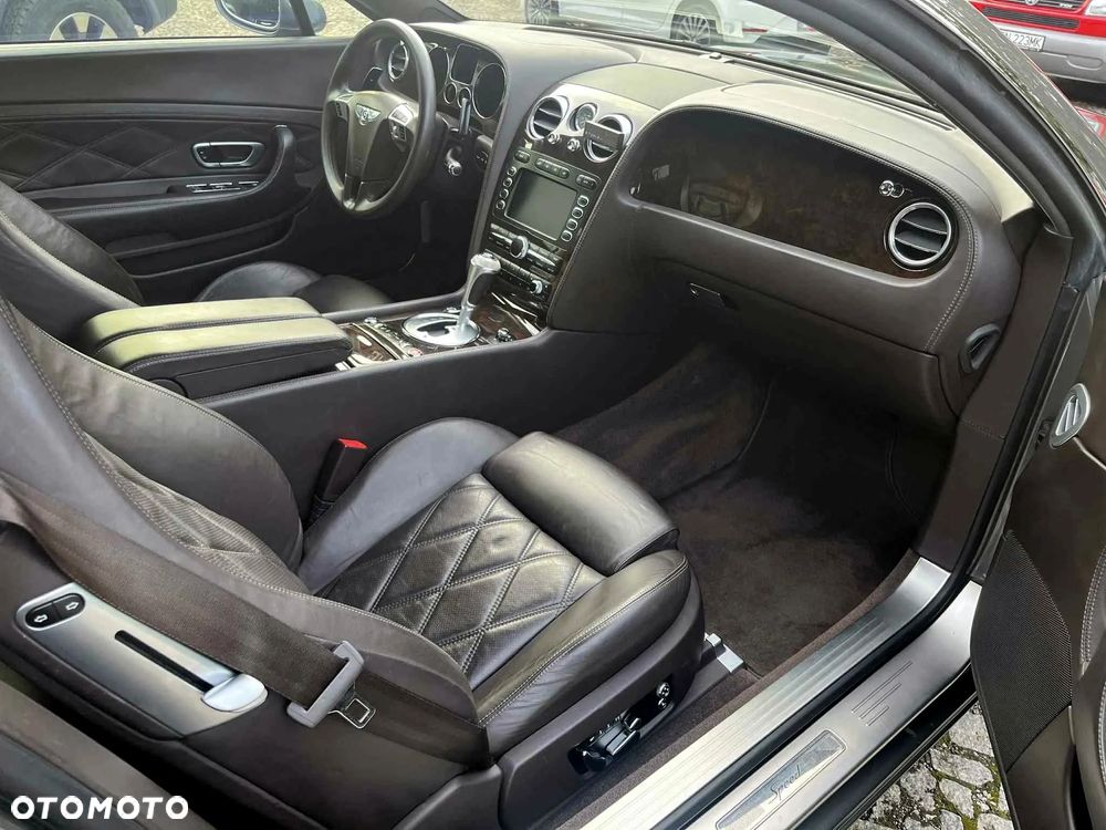 Bentley Continental GT - 14