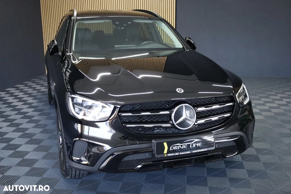 Mercedes-Benz GLC - 29