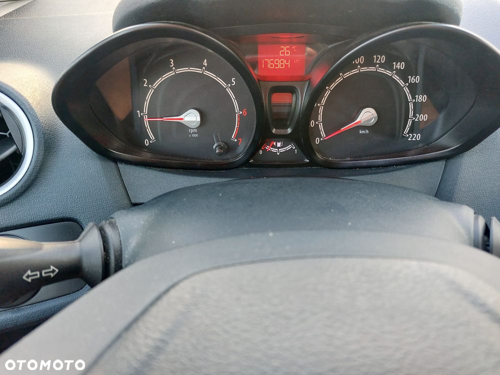 Ford Fiesta - 13