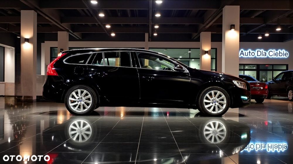Volvo V60 D3 Drive-E Summum - 12