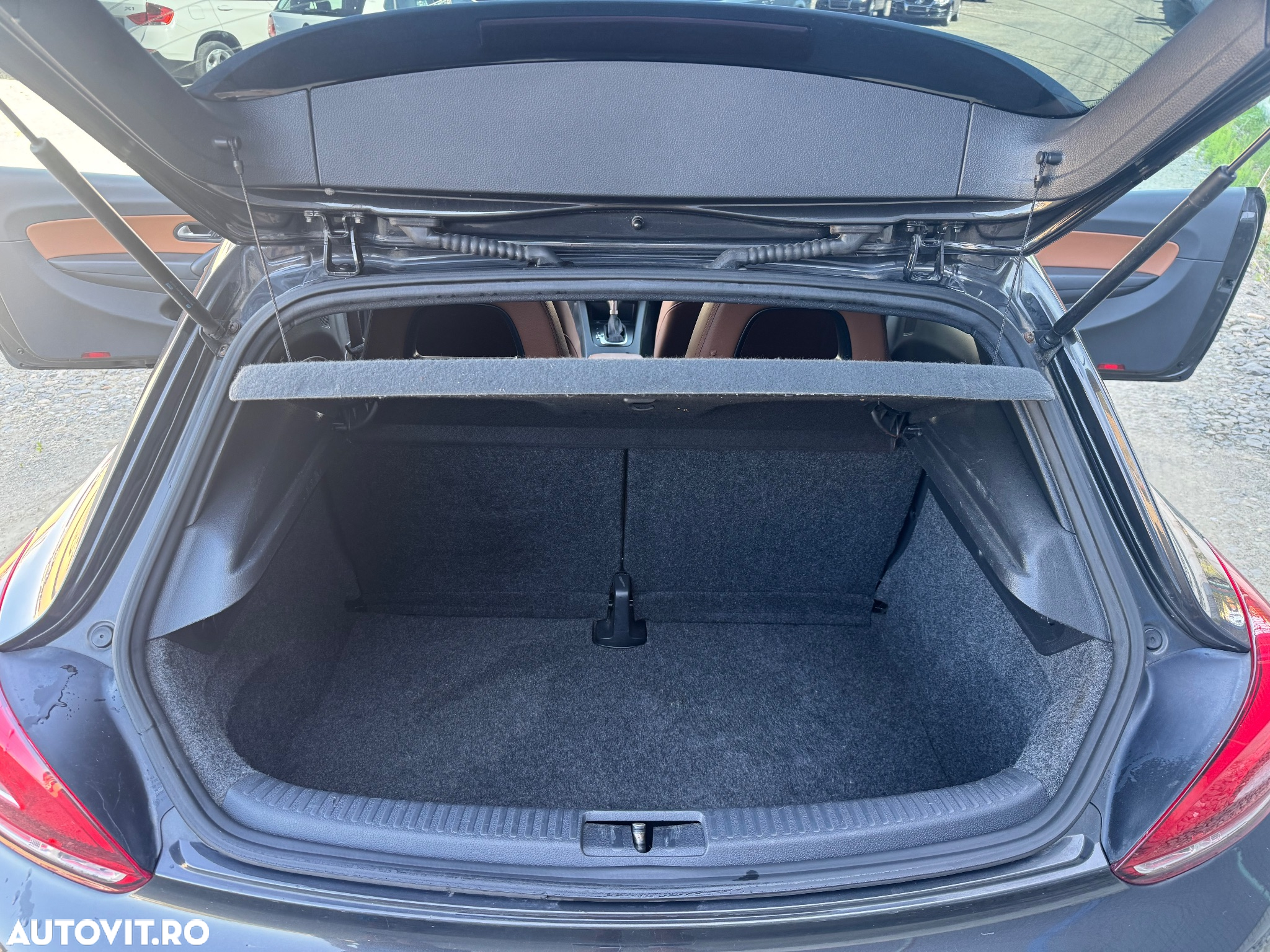 Volkswagen Scirocco 2.0 TSI DSG - 10