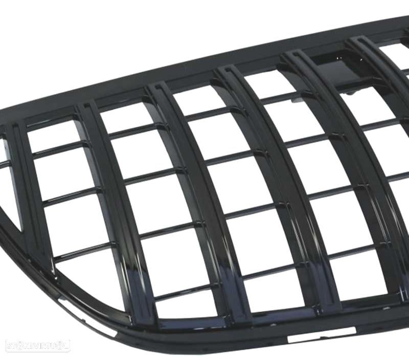 GRELHA MERCEDES CLASE E C207 COUPE 13-15 LOOK GT-R PANAMERICANA PRETO BRILHANTE - 3