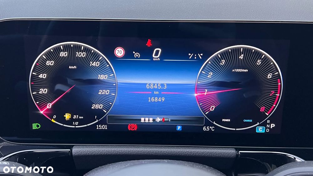 Mercedes-Benz GLA 200 AMG Line - 18