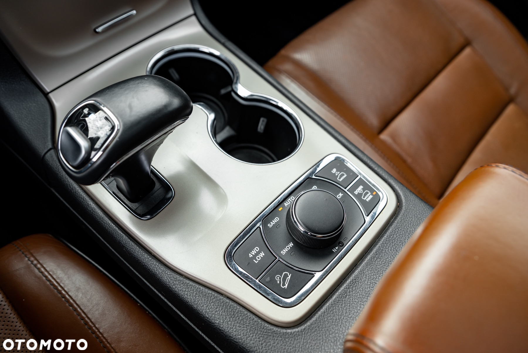 Jeep Grand Cherokee 3.0 CRD Overland Summit - 37